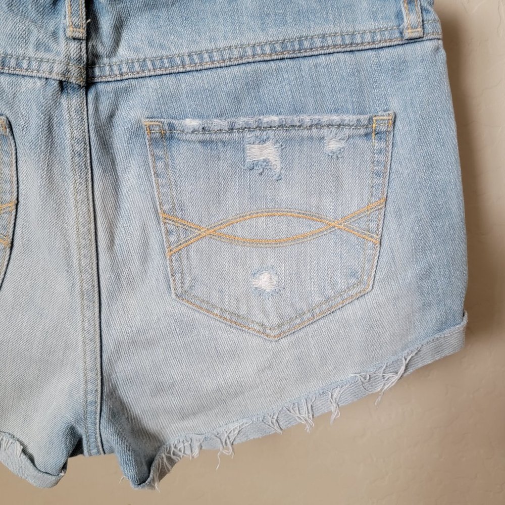Abercrombie & Fitch Distressed Cutoff Denim Jean Shorts - Picture 11 of 14